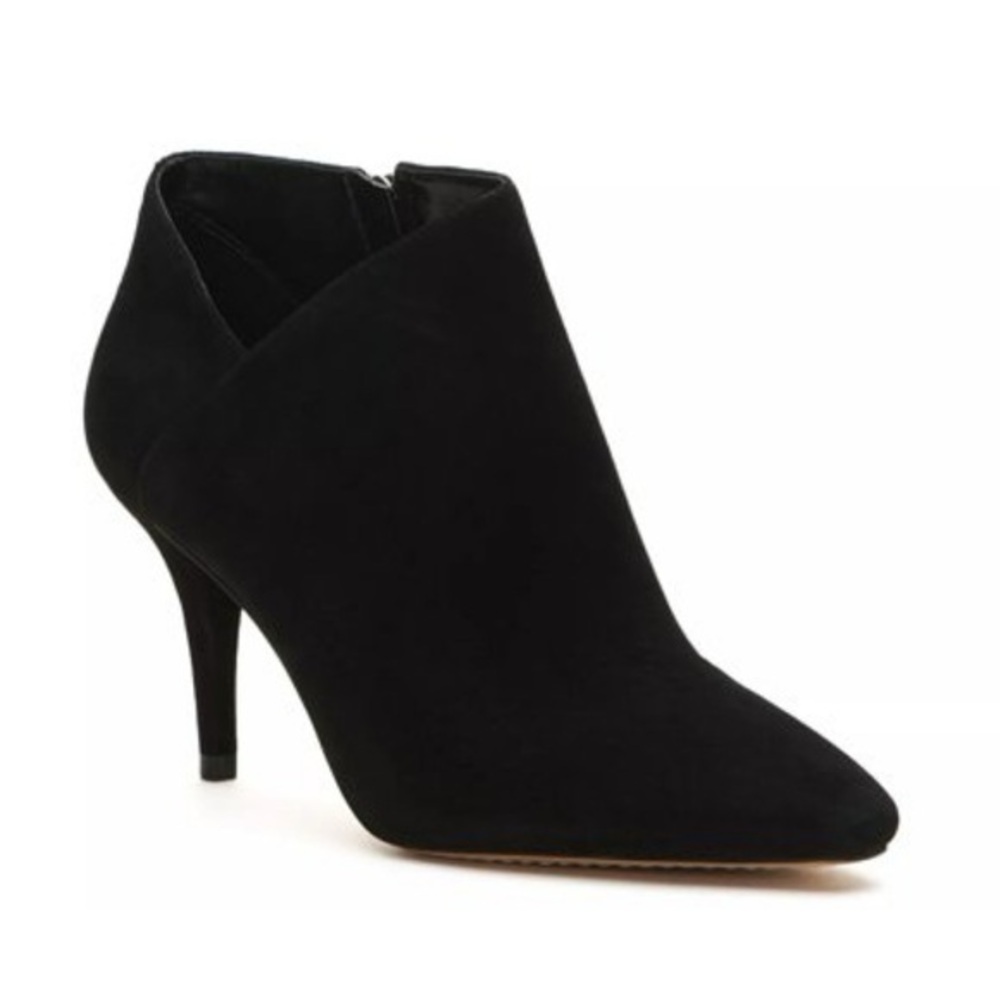 Vince Camuto Avelinsa Booties Black Suede Pointed Toe Size 8.5